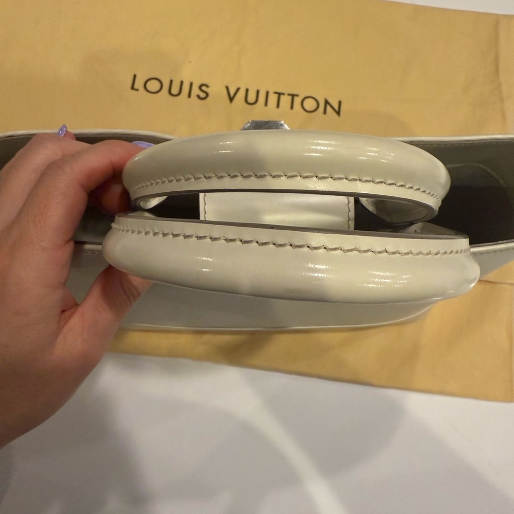 *Authentic* Louis Vuitton Mirabeau PM Epi Yvoire Hand Bag - Picture 7 of 11